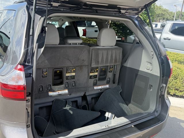 2018 Toyota Sienna XLE Premium 8 Passenger