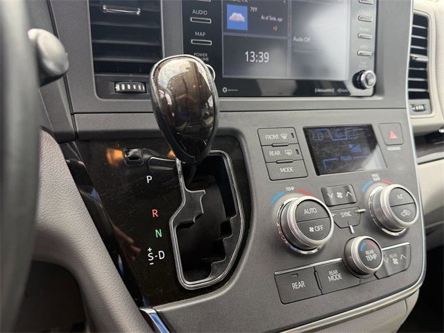 2018 Toyota SIENNA XLE PREM XLE Premium 8 Passenger