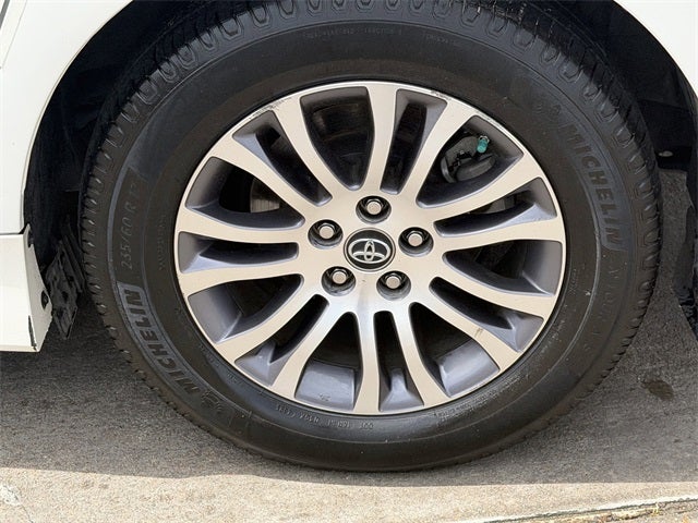 2018 Toyota SIENNA XLE PREM XLE Premium 8 Passenger