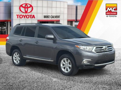 2011 Toyota HIGHLANDER Base