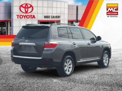 2011 Toyota HIGHLANDER Base