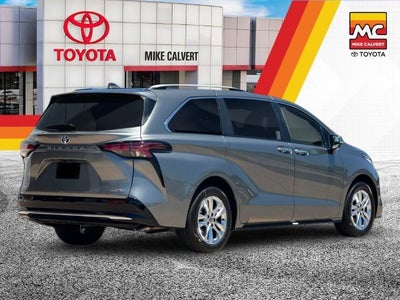 2026 Toyota Sienna Limited 7 Passenger