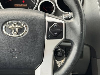 2017 Toyota SEQUOIA 4X2 SR5 5.7L