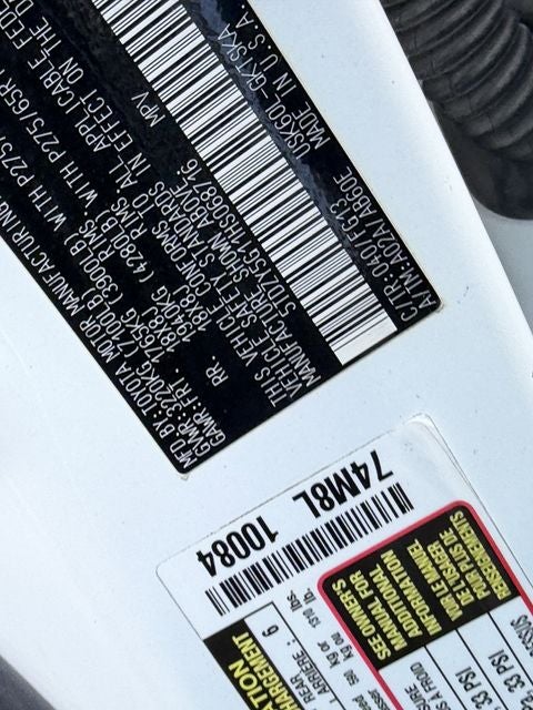 2017 Toyota SEQUOIA 4X2 SR5 5.7L