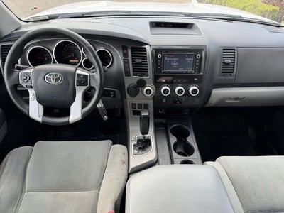 2017 Toyota SEQUOIA 4X2 SR5 5.7L