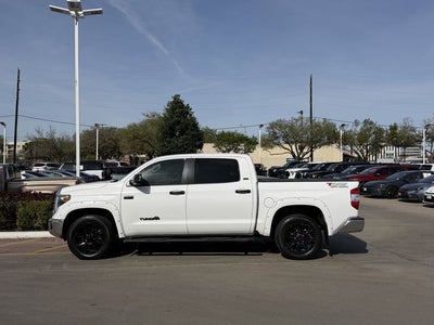 2019 Toyota TUNDRA 4X4 SR5