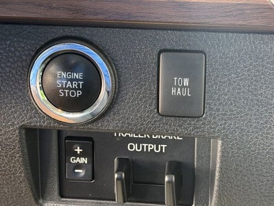 2020 Toyota TUNDRA 4X2 Limited