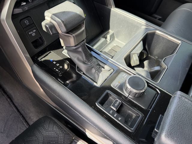 2023 Toyota TUNDRA 4X4 Limited