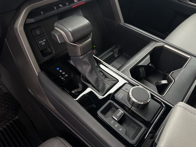 2025 Toyota TUNDRA 4X4 Limited