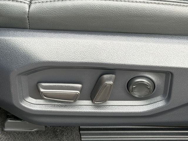 2025 Toyota TUNDRA 4X4 Limited