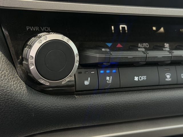 2023 Toyota Tundra i-FORCE MAX Limited