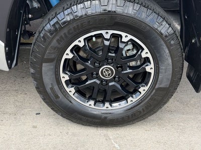 2024 Toyota TUNDRA 4X2 SR5