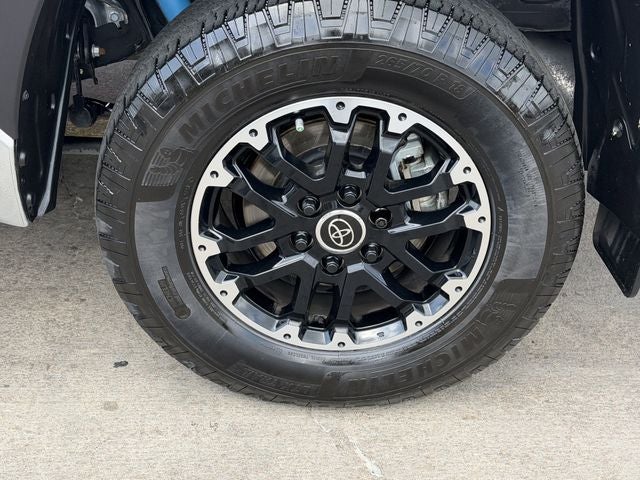 2024 Toyota TUNDRA 4X2 SR5