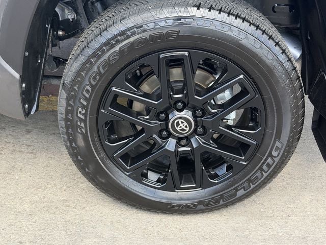 2026 Toyota TUNDRA 4X2 SR5