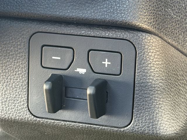 2024 Toyota TUNDRA 4X2 SR5