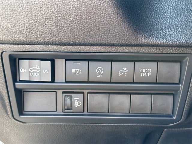 2026 Toyota TUNDRA 4X2 SR5