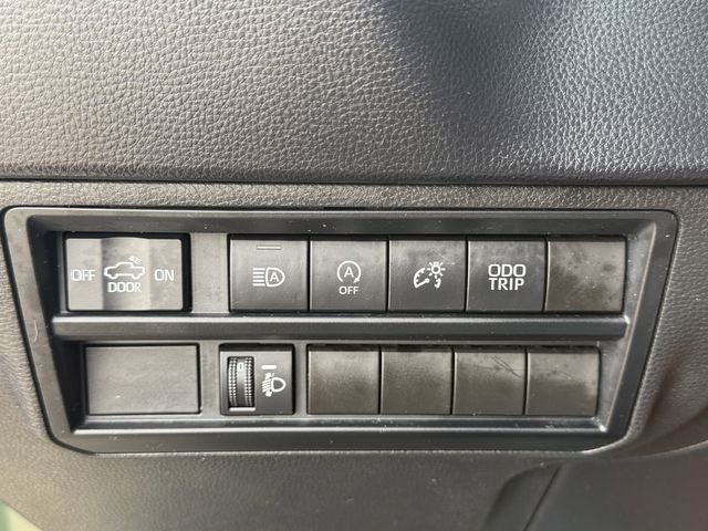 2022 Toyota TUNDRA 4X2 SR5