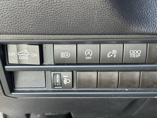 2025 Toyota TUNDRA 4X2 SR5