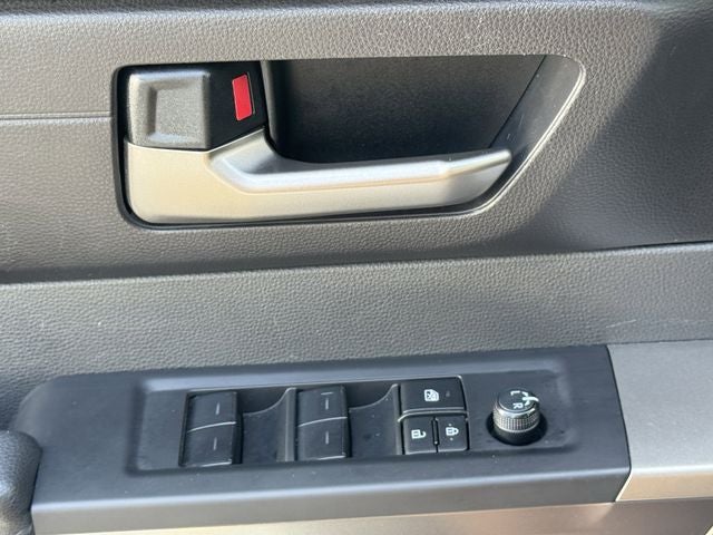 2025 Toyota TUNDRA 4X2 SR5