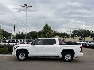 2025 Toyota TUNDRA 4X4 SR5