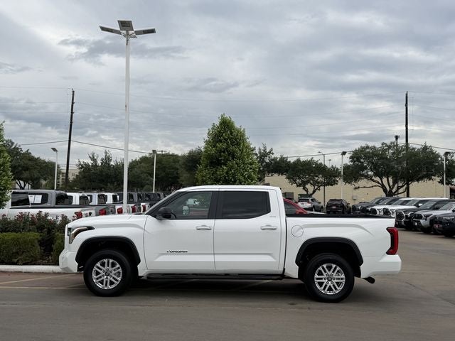 2025 Toyota TUNDRA 4X4 SR5