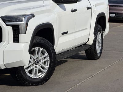 2025 Toyota TUNDRA 4X4 SR5