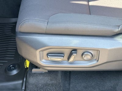 2026 Toyota TUNDRA 4X4 SR5