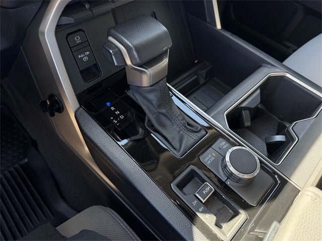 2023 Toyota TUNDRA 4X4 SR5