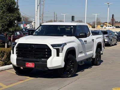2023 Toyota TUNDRA 4X4 SR5