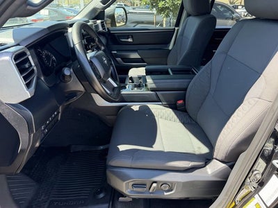 2025 Toyota TUNDRA 4X4 SR5