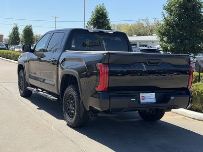 2025 Toyota TUNDRA 4X4 SR5