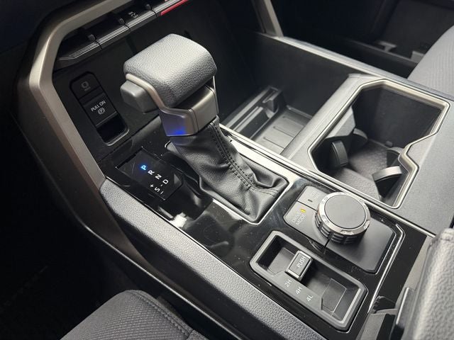 2023 Toyota TUNDRA 4X4 SR5