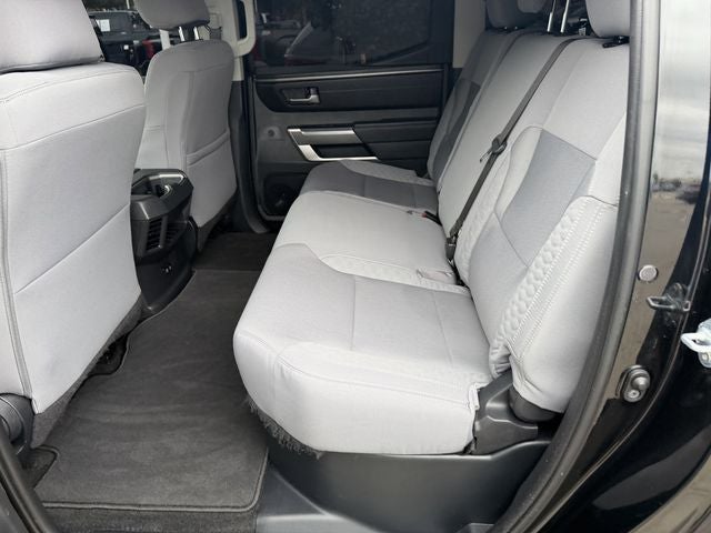 2024 Toyota TUNDRA 4X4 SR5