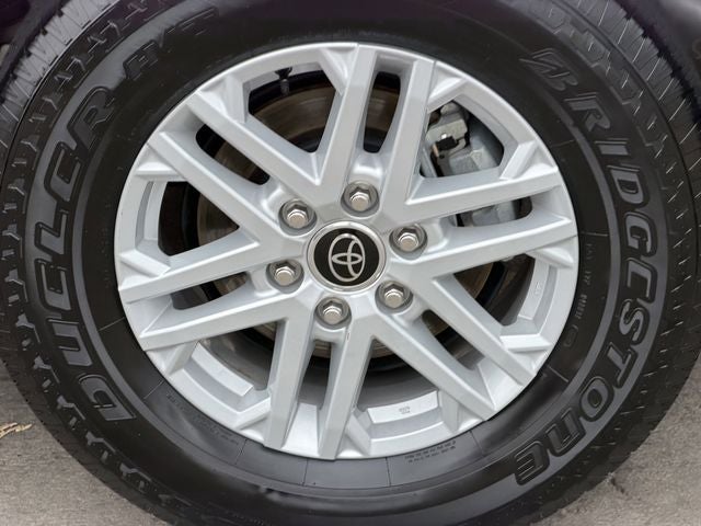 2024 Toyota TUNDRA 4X4 SR5