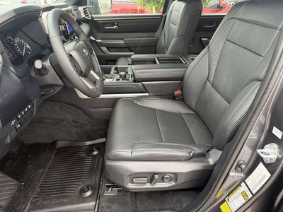 2025 Toyota TUNDRA 4X4 SR5
