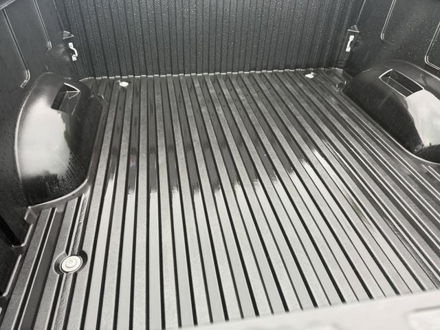 2025 Toyota TUNDRA 4X4 SR5