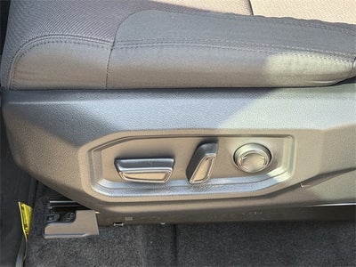 2026 Toyota TUNDRA 4X4 SR5