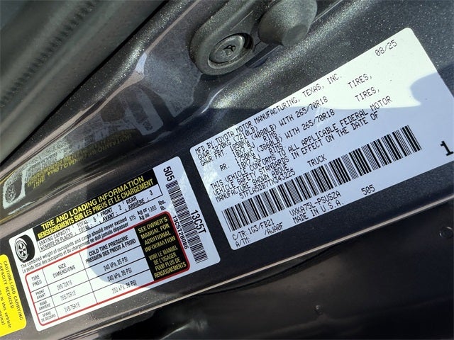 2026 Toyota TUNDRA 4X4 SR5