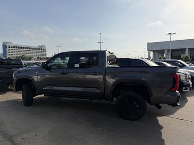 2025 Toyota TUNDRA 4X4 SR5