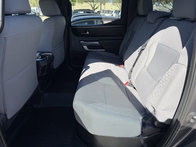 2025 Toyota TUNDRA 4X4 SR5