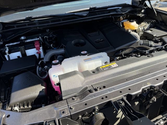 2025 Toyota TUNDRA 4X4 SR5