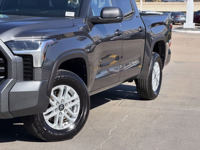 2025 Toyota TUNDRA 4X4 SR5