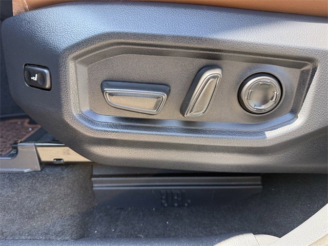 2025 Toyota TUNDRA 4X4 1794