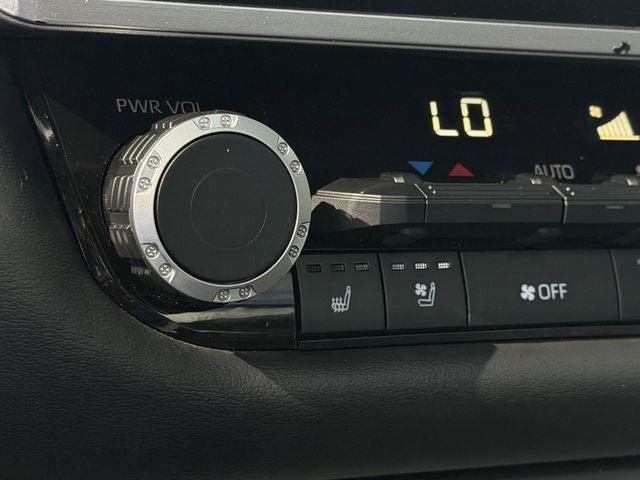 2023 Toyota TUNDRA 4X4 Platinum