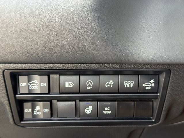 2023 Toyota TUNDRA 4X4 Platinum