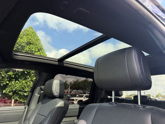 2023 Toyota TUNDRA 4X4 Platinum