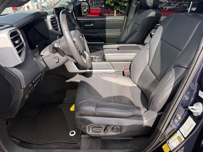 2023 Toyota TUNDRA 4X4 Platinum
