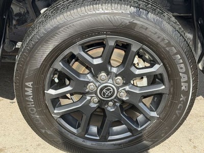 2023 Toyota TUNDRA 4X4 Platinum