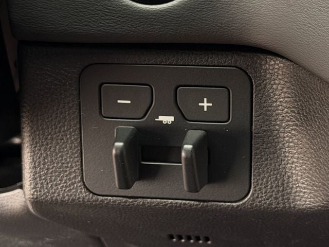 2026 Toyota Tundra i-FORCE MAX Platinum i-FORCE MAX