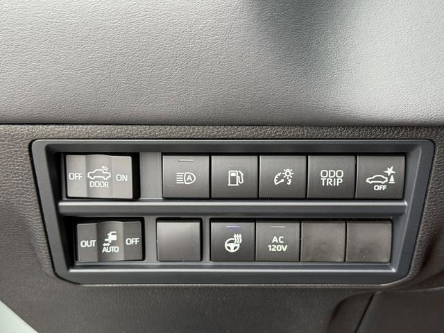 2026 Toyota Tundra i-FORCE MAX Platinum i-FORCE MAX